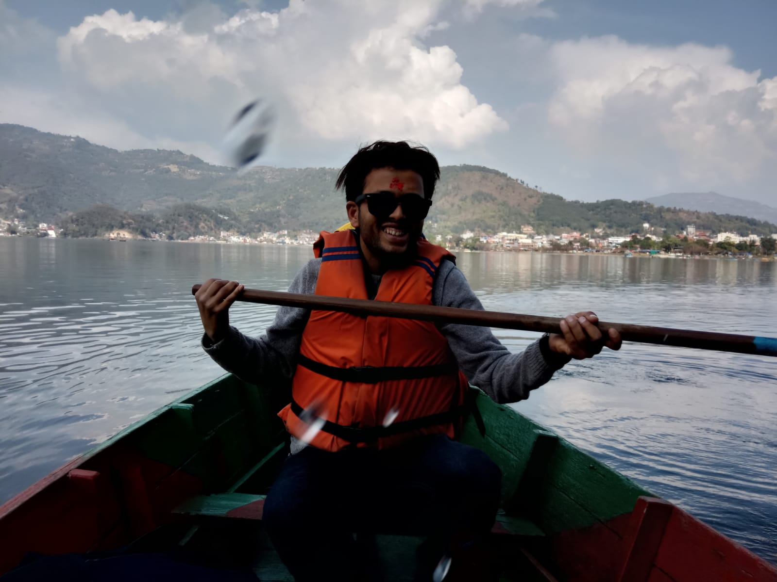 Nepal Glimpse of Nepal Ganesh im Boot