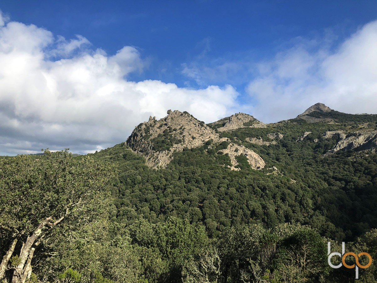Sardinien Selvaggio Blu Blick auf das Supramonte Gebirge 3 ©Matthias Lippstreu